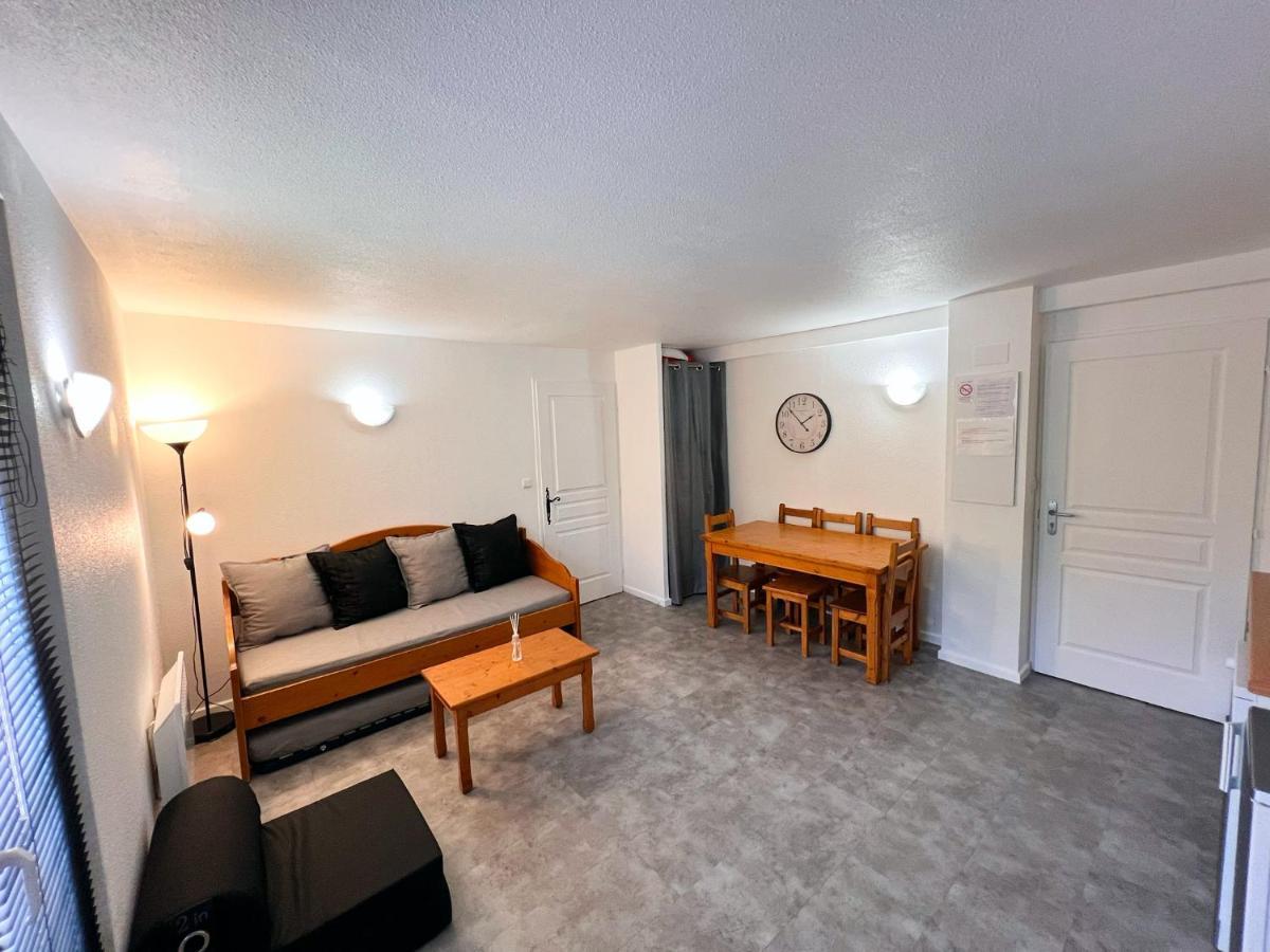 Vars, Appart Spacieux Renove 4 Couchages Dans Chalet Vars  Esterno foto