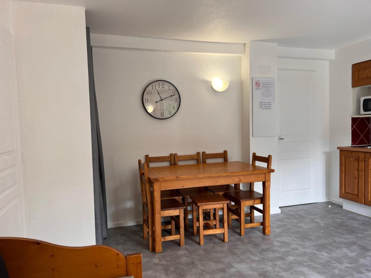 Vars, Appart Spacieux Renove 4 Couchages Dans Chalet Vars  Esterno foto